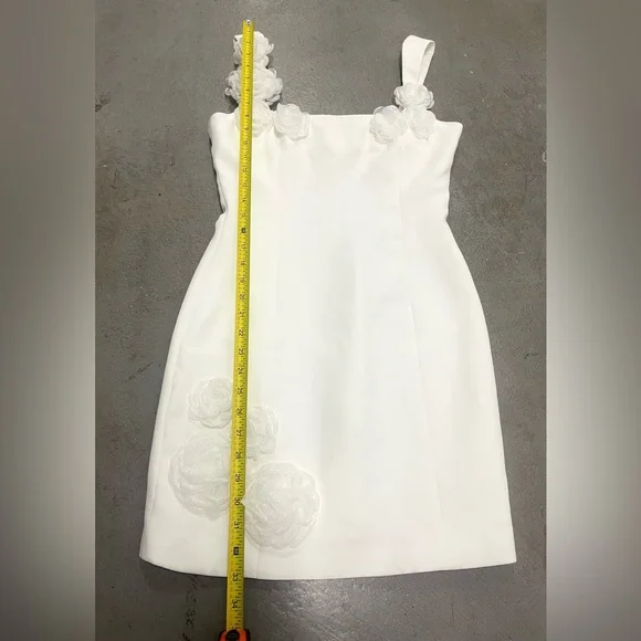 ELLIATT Trompe Mini Floral 3D Dress in Ivory LWD Bridal Little White Dress SMALL - Picture 13 of 16